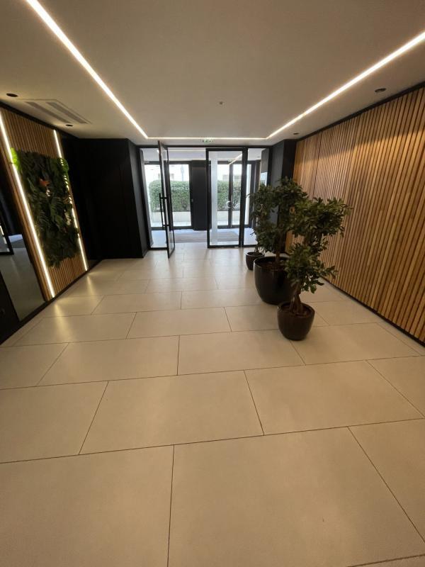 Bureau dans Courbevoie à vendre Hall d’entrée– Image 1 sur 33