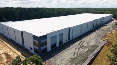 8800 Whitepine Rd, Richmond, VA à vendre Photo de l’immeuble– Image 1 sur 7