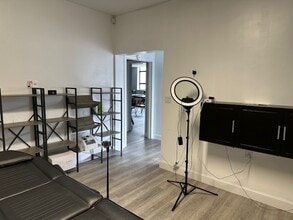 117-121 Gertrude Ave, Paramus, NJ à louer Photo intérieure– Image 2 sur 7