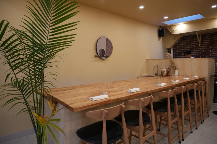 3712 31st Ave, Astoria, NY à louer - Photo intérieure – Image 2 sur 10