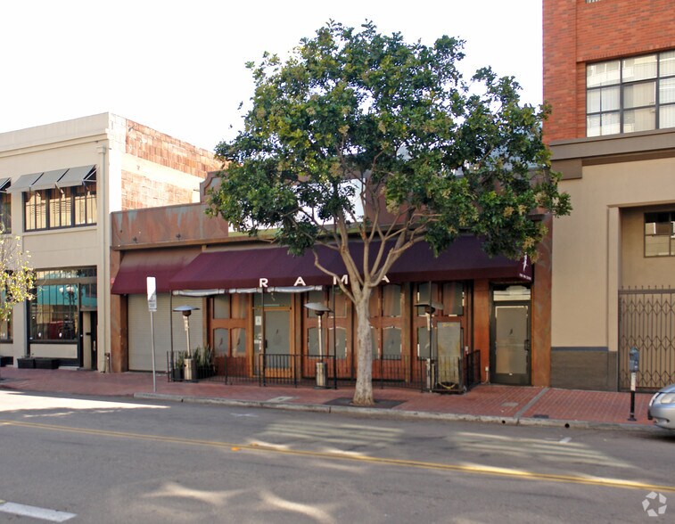 327 4th Ave, San Diego, CA à louer - Photo principale – Image 1 sur 6