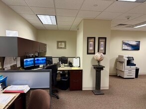 400 Garden City Plz, Garden City, NY à louer Photo intérieure– Image 2 sur 5