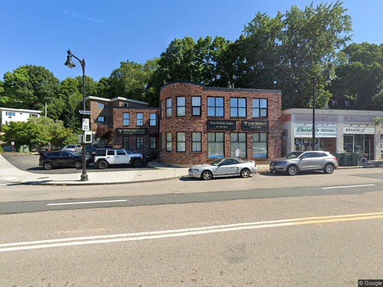 1765 Centre St, West Roxbury, MA à vendre - Photo de l’immeuble – Image 3 sur 33