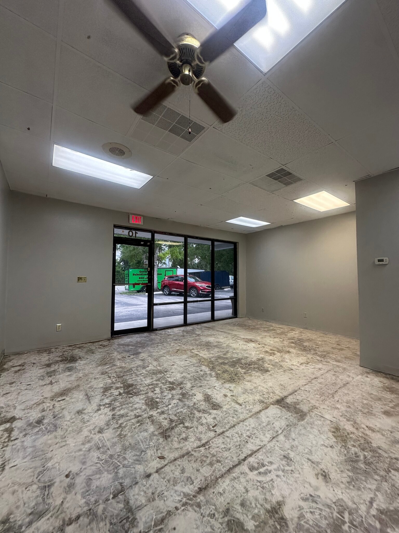 3350 Ulmerton Rd, Clearwater, FL à louer Photo intérieure– Image 1 sur 5