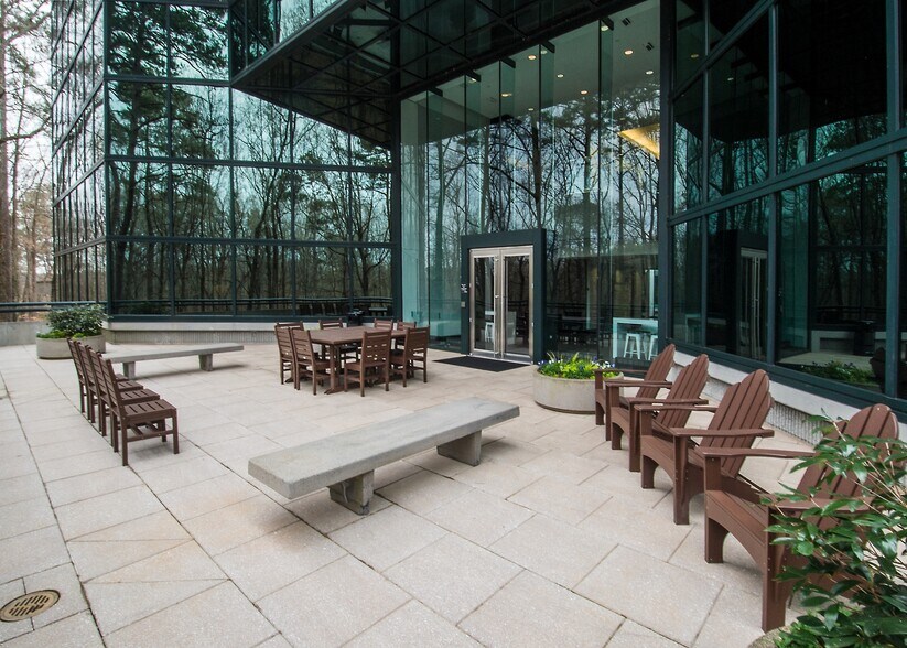 3301 Windy Ridge Pky SE, Atlanta, GA à louer - Photo de l’immeuble – Image 1 sur 10