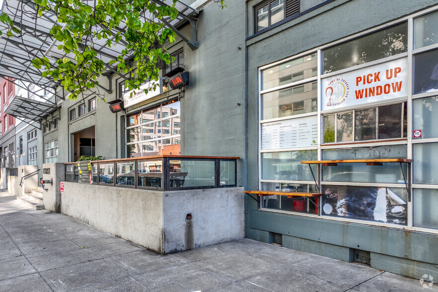 247 4th St, Oakland, CA à vendre - Photo de l’immeuble – Image 3 sur 6