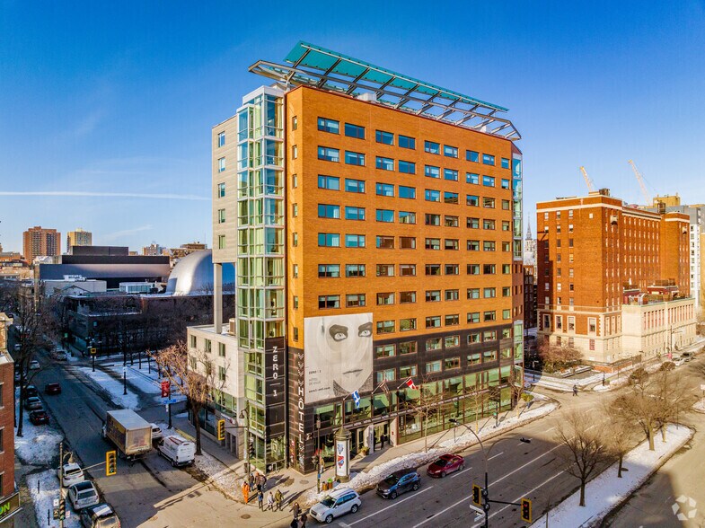1 Boul René-Lévesque E, Montréal, QC à louer - Photo principale – Image 1 sur 19