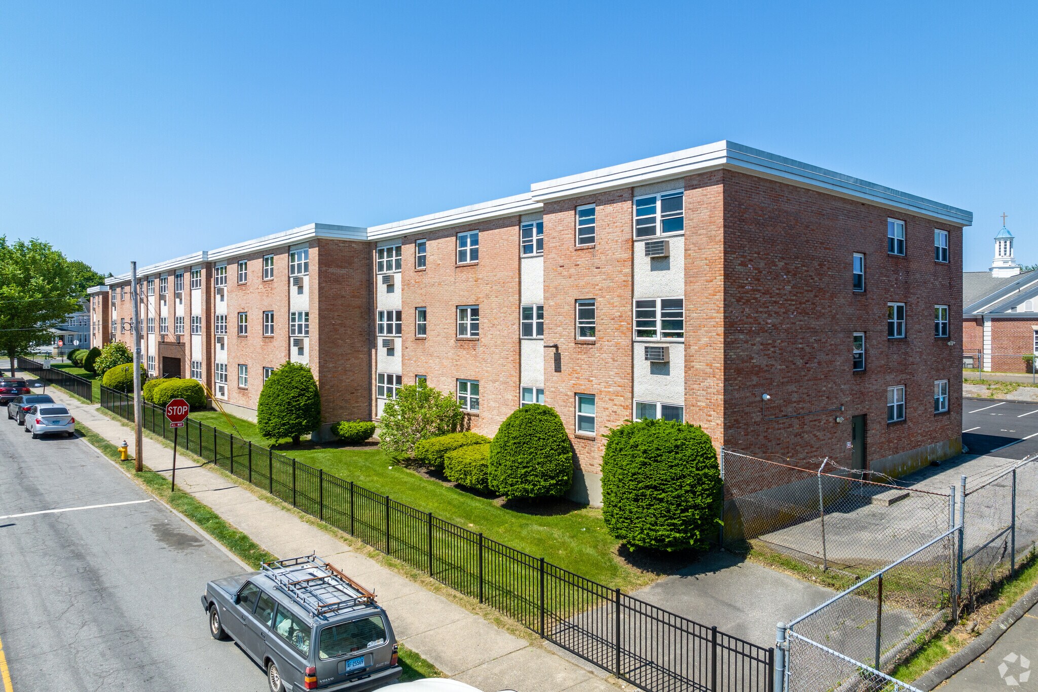 45 Monroe St, Bridgeport, CT à vendre Photo principale– Image 1 sur 15