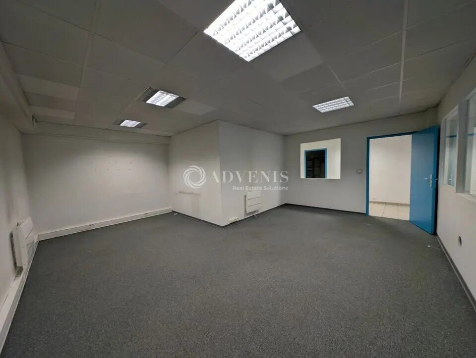 Industriel/Logistique dans Mundolsheim à vendre Photo principale– Image 1 sur 7