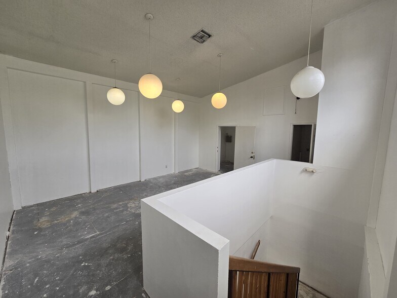 5800-5820 N University Dr, Fort Lauderdale, FL à louer - Photo de l’immeuble – Image 3 sur 17