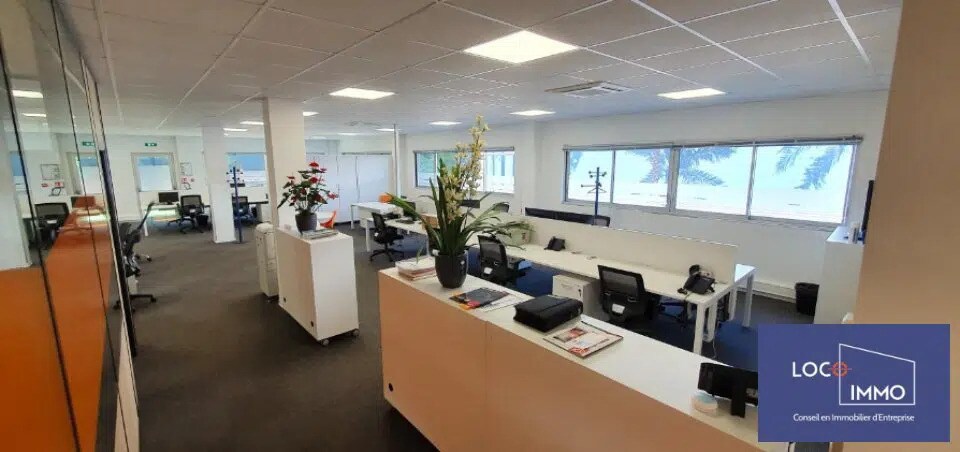 Bureau dans Gradignan à louer - Photo de l’immeuble – Image 3 sur 7