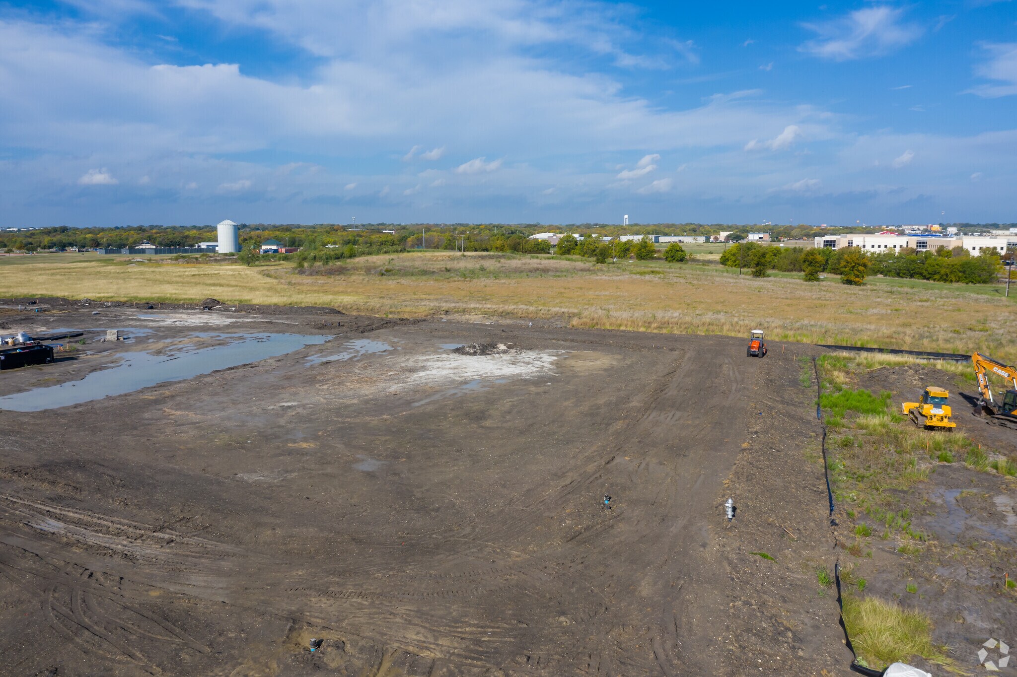 219 S Farm to Market 548, Forney, TX à louer Photo de l’immeuble– Image 1 sur 3