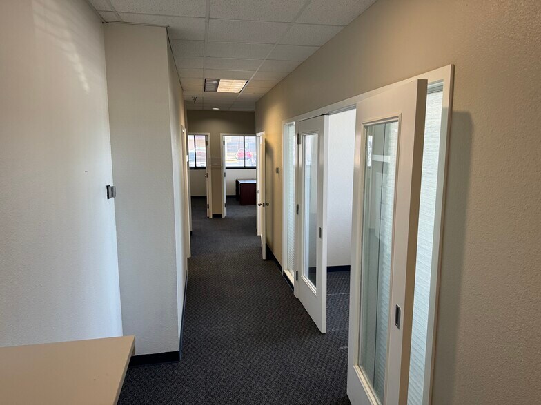 6112 McCart Ave, Fort Worth, TX à louer - Photo intérieure – Image 3 sur 12