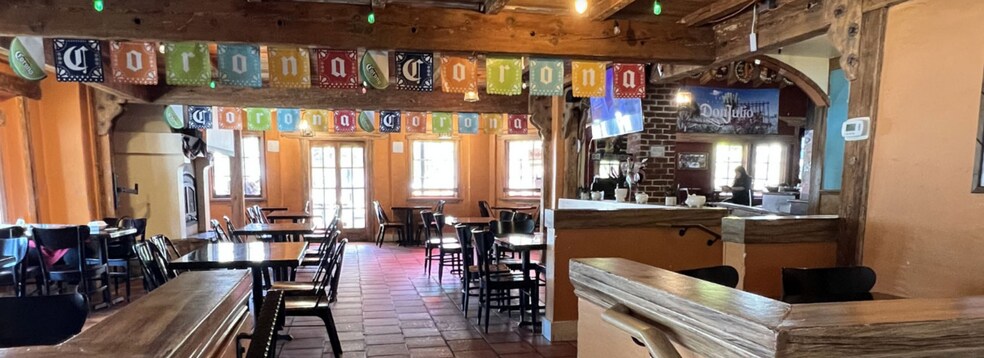 501-505 Mendocino Ave, Santa Rosa, CA à louer - Photo de l’immeuble – Image 2 sur 22