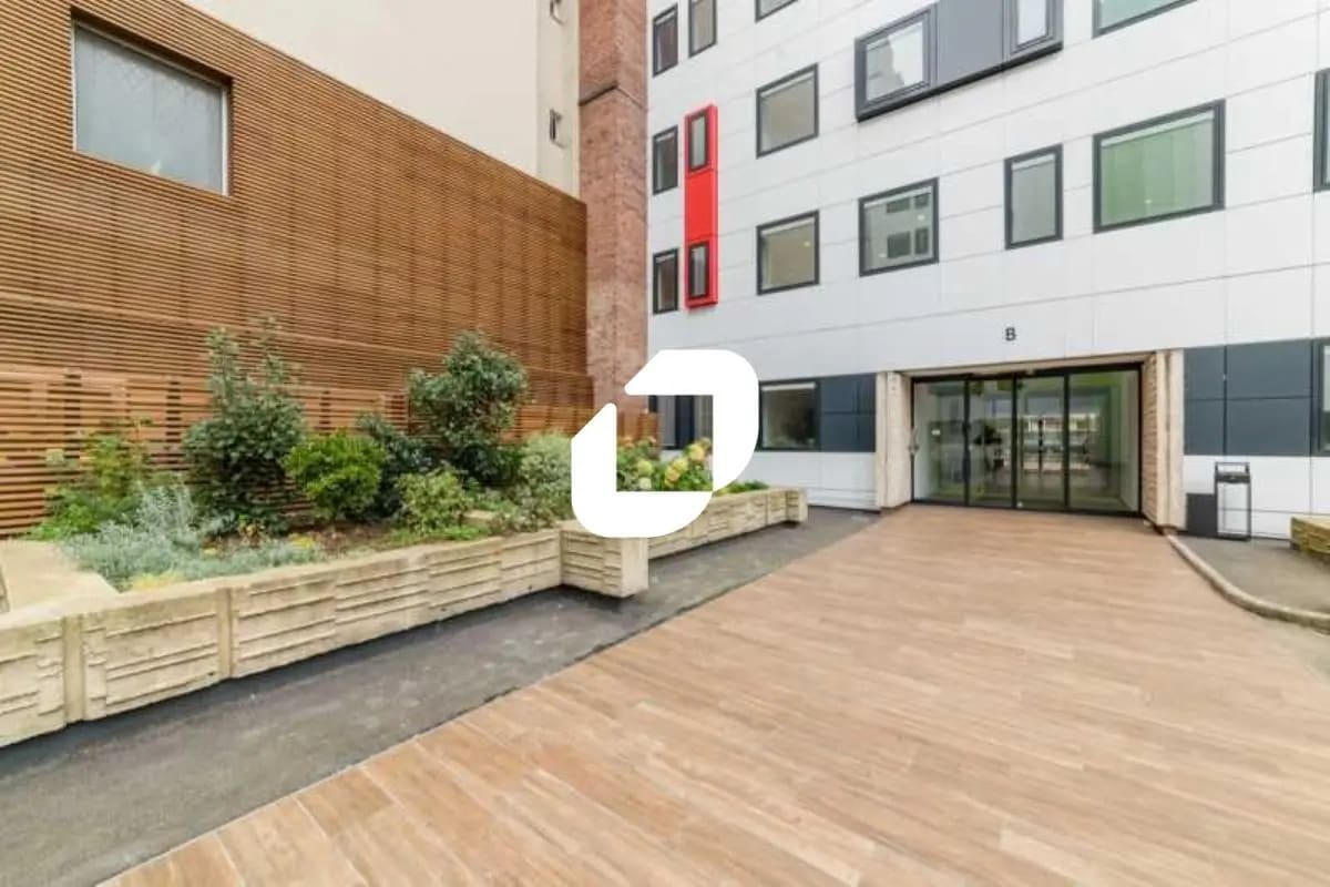 6-8 Rue Du Quatre Septembre, Issy-les-Moulineaux à louer Photo de l’immeuble– Image 1 sur 22