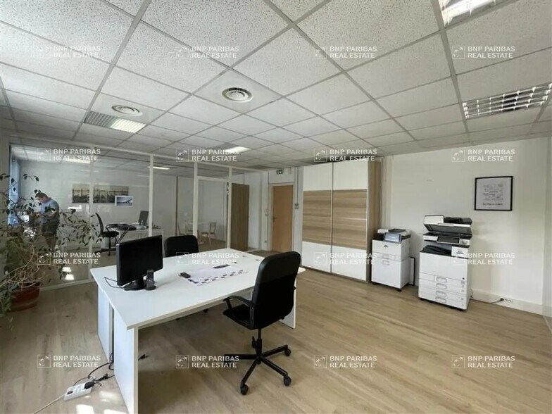 Bureau dans Montpellier à louer - Photo de l’immeuble – Image 3 sur 7