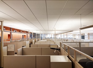 555 International Way, Springfield, OR à louer Photo intérieure– Image 1 sur 2