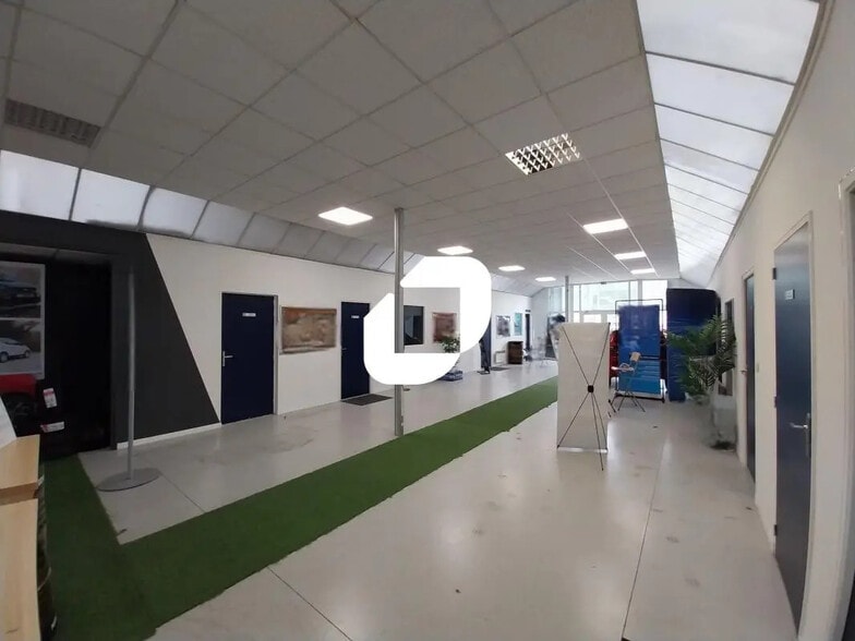 Bureau dans Saint-Herblain à louer - Photo intérieure – Image 3 sur 7