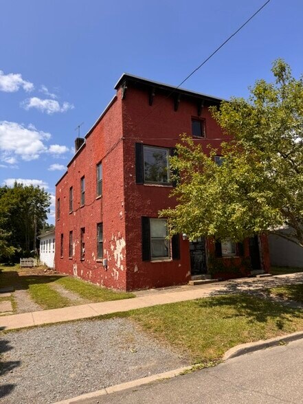 12 S Chenango St, Greene, NY à vendre - Photo de l’immeuble – Image 2 sur 12