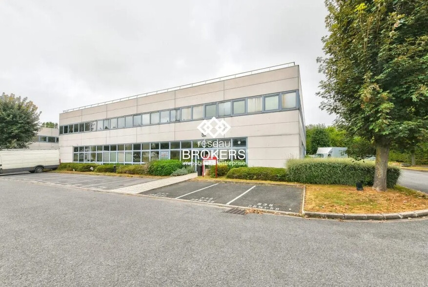 163 Rue De La Belle Etoile, Roissy-en-France à louer - Photo de l’immeuble – Image 1 sur 3
