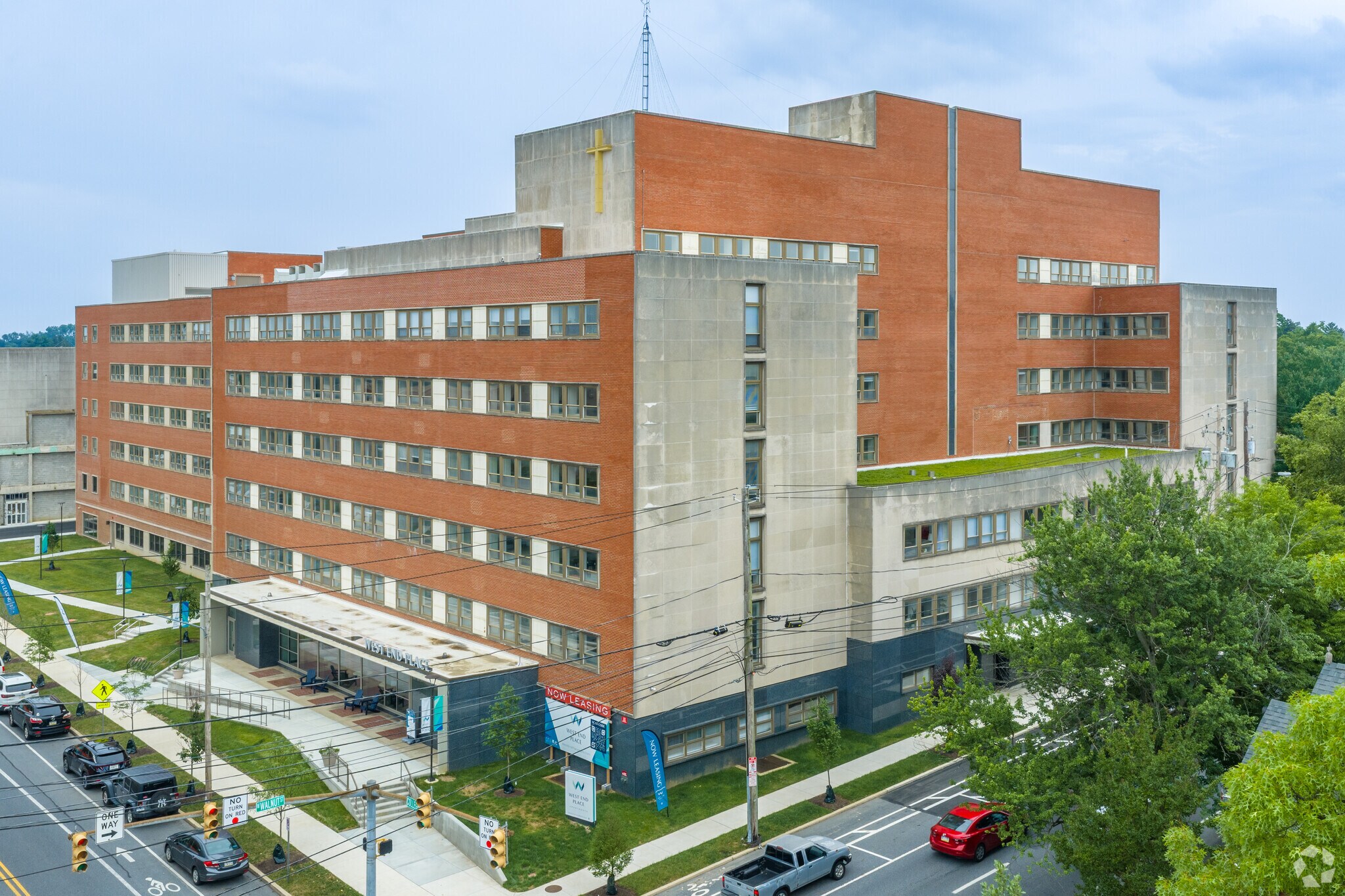 250 College Ave, Lancaster, PA à louer Photo principale– Image 1 sur 48