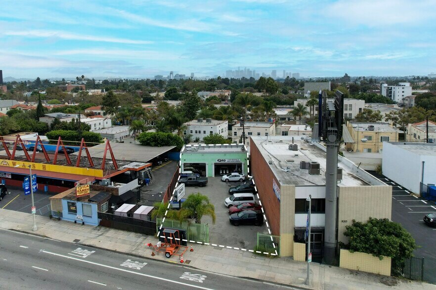 920 S La Brea Ave, Los Angeles, CA à vendre - Photo principale – Image 1 sur 10