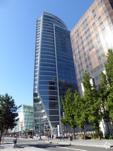 10-12 Boulevard Marius Vivier-Merle, Lyon à louer - Photo de l’immeuble – Image 2 sur 25