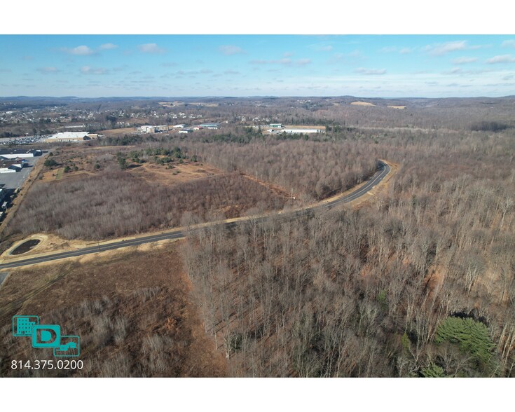 Industrial Dr, Dubois, PA à vendre - Photo de l’immeuble – Image 2 sur 14