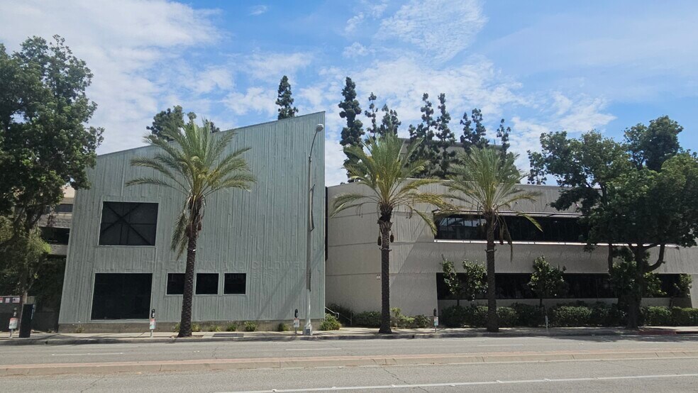150 S Arroyo Pky, Pasadena, CA à louer - Photo de l’immeuble – Image 3 sur 8