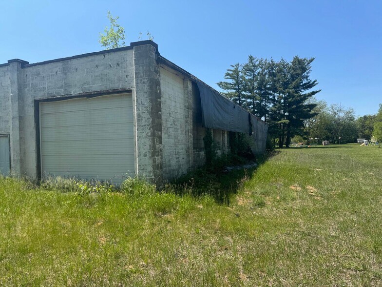 5860 W Saginaw Rd, Coleman, MI à vendre - Photo de l’immeuble – Image 3 sur 15