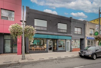 Plus de détails pour 1639 St Clair Av W, Toronto, ON - Local commercial à vendre