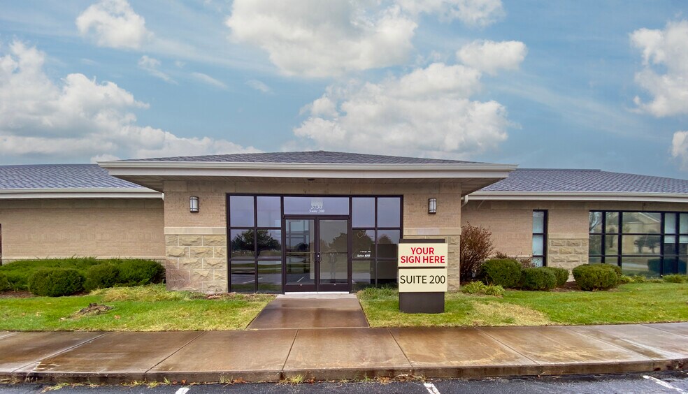 3730 N Ridge Rd, Wichita, KS à louer - Photo de l’immeuble – Image 1 sur 4
