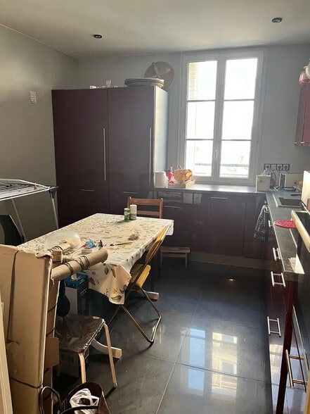 Bureau dans Paris à vendre - Photo de l’immeuble – Image 2 sur 5