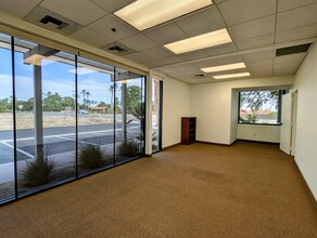 74000 Country Club Dr, Palm Desert, CA à louer Photo intérieure– Image 1 sur 10