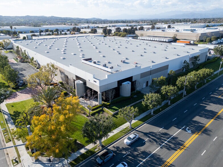 4450 Edison Ave, Chino, CA à louer - Photo de l’immeuble – Image 2 sur 6