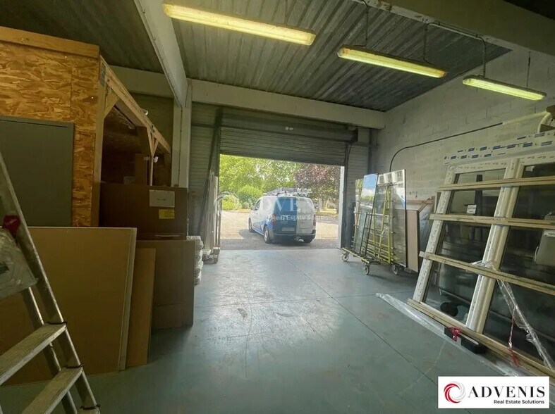 Local d’activités dans Gradignan à louer - Photo de l’immeuble – Image 3 sur 7