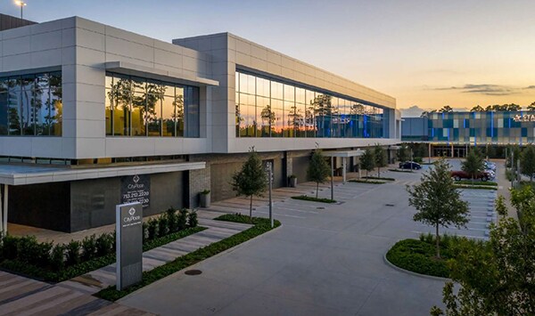 1495 Lake Plaza Dr, Spring, TX à louer Photo principale– Image 1 sur 2