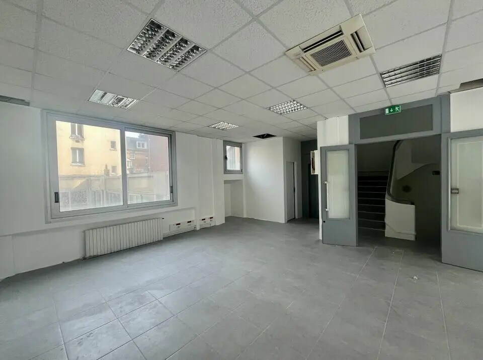 Bureau dans Le Havre à louer Photo de l’immeuble– Image 1 sur 7