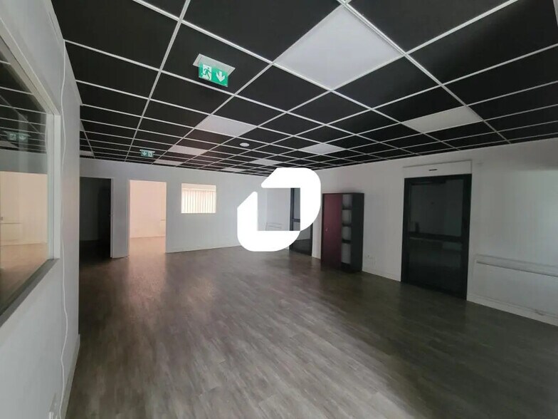 Bureau dans Haute-Goulaine à louer - Photo de l’immeuble – Image 3 sur 8