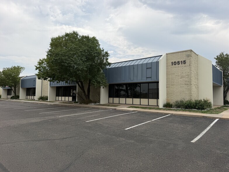 10515 E 40th Ave, Denver, CO à louer - Photo de l’immeuble – Image 1 sur 3