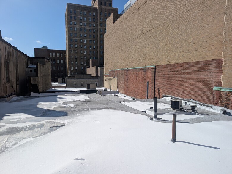 5621-5625 Germantown Ave, Philadelphia, PA à vendre - Photo de l’immeuble – Image 2 sur 8