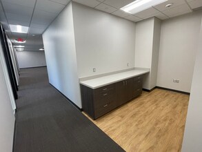 7825 Washington Ave S, Minneapolis, MN à louer Photo intérieure– Image 2 sur 10