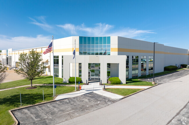 Plus de détails pour 21-31 Commerce Dr, O'Fallon, MO - Industriel/Logistique à louer