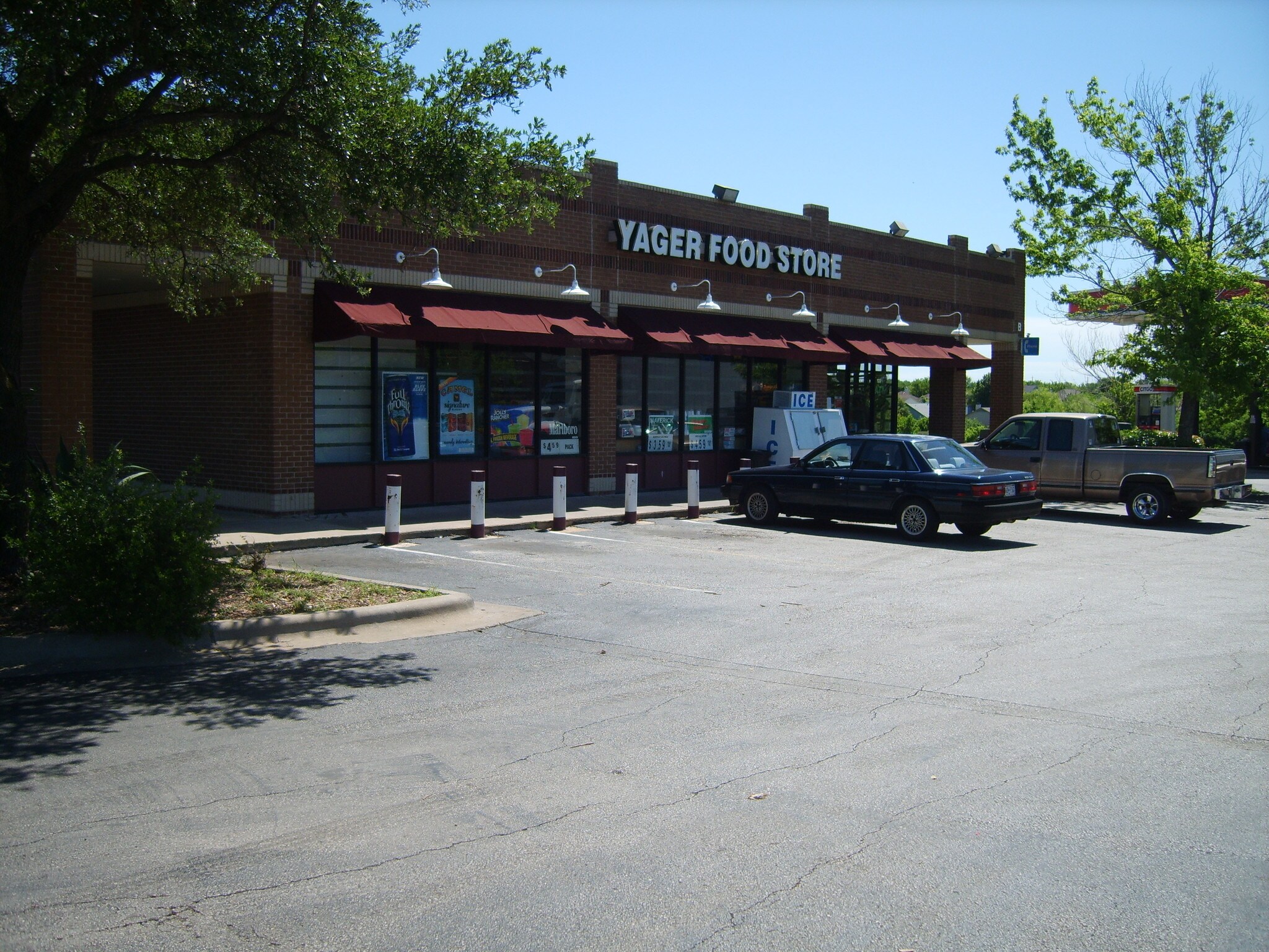 1006 E Yager Ln, Austin, TX à louer Photo principale– Image 1 sur 6