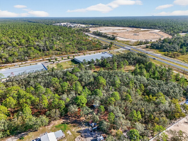 11343 Commercial Way, Brooksville, FL à vendre - Photo de l’immeuble – Image 3 sur 10