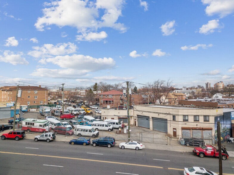 1580 Bronxdale Ave, Bronx, NY à vendre - Photo principale – Image 1 sur 14