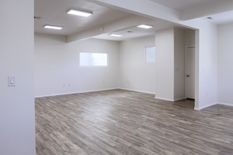 2207-2211 W Torrance Blvd, Torrance, CA à louer Photo intérieure– Image 2 sur 8