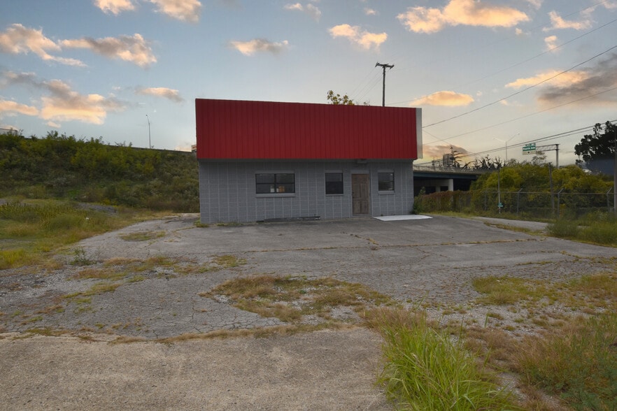 2310 Dodds Ave, Chattanooga, TN à louer - Photo de l’immeuble – Image 3 sur 9