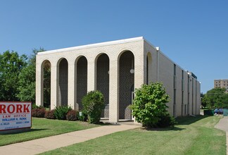 Plus de détails pour 1321 SW Topeka Blvd, Topeka, KS - Bureau à louer