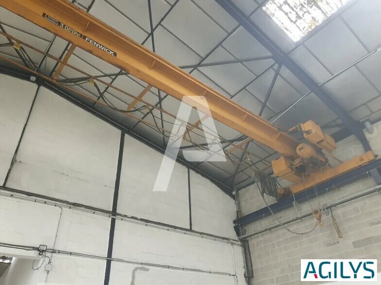 Local d’activités dans Morangis à louer - Photo intérieure – Image 2 sur 6